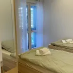 Julia Διαμέρισμα *